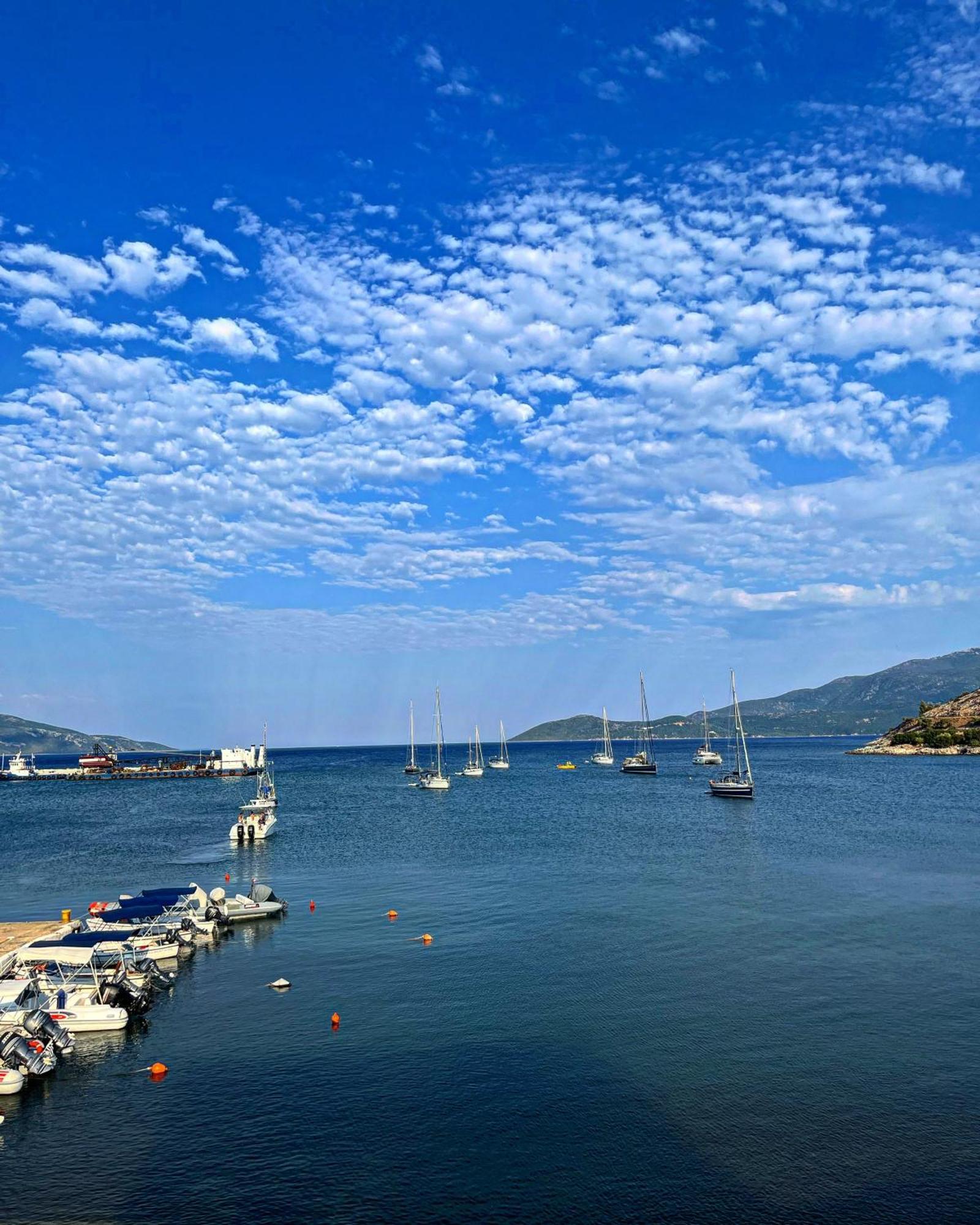 Sea Side Studios Agia Efimia Bagian luar foto